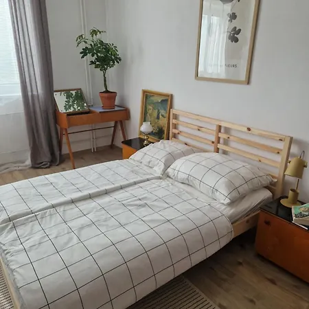 Διαμέρισμα Cozy Flat Right In The Heart Of *